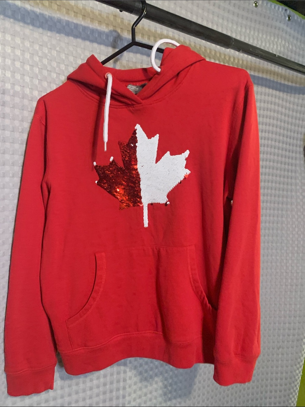 Red Sequin Maple Hoodie Polo - Casual Men's Pullover